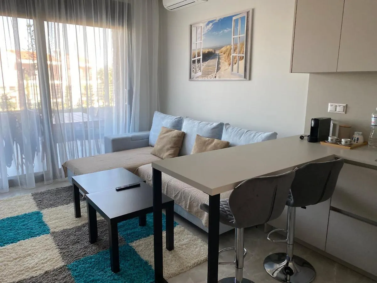 ניקיטי Olea Luxury Apartments